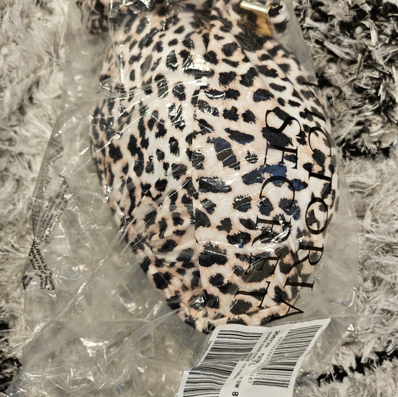 Victorias Secret swimsuit leopard ruched halter - Picture 7 of 7